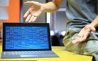 诸暨 mongo排序sort,php如何按顺序排列数组？